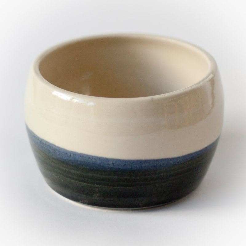 Artefact:Bowl Background:White Clay:PB103 Collective:Single Glaze:ClearGloss Glaze:SchefflinBlue Orientation:Perspective