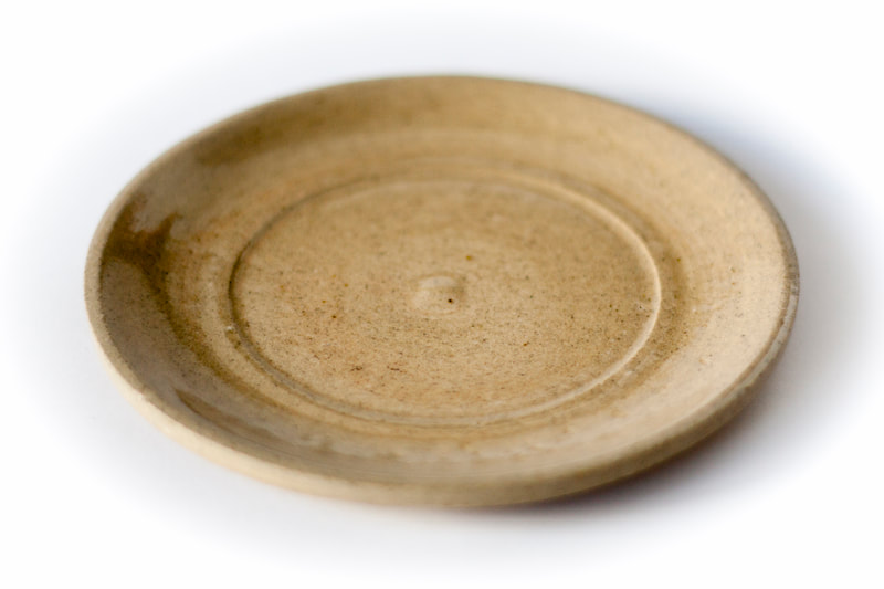 Artefact:Plate Background:White Clay:IronStone Collective:Single Glaze:ClearGloss Orientation:Perspective